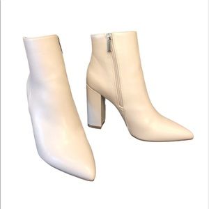 NWOT Just Fab Ankle Boot